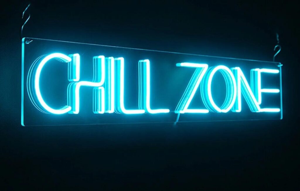 Неоновая вывеска CHILL ZONE — работа MTbrand